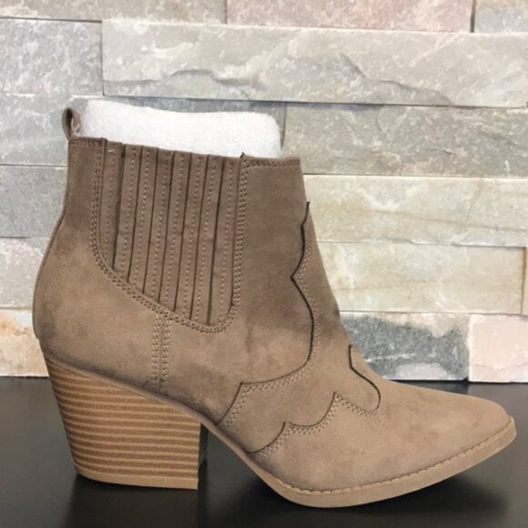 American Rag Kayla Booties - Picture 2 of 4